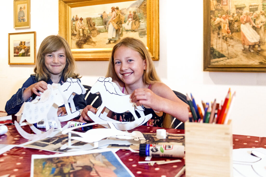 Arty Afternoons in Penlee Gallery